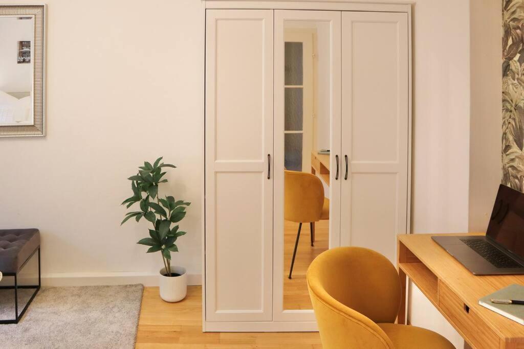 Charming, Modern & Spacious * Viena